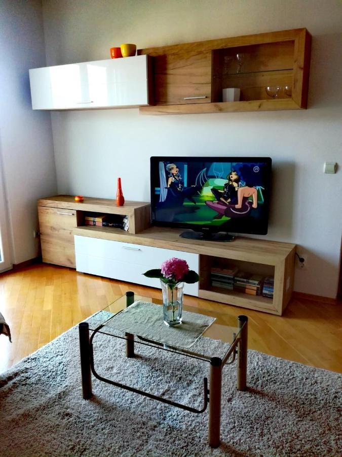 Apartment Mia - Spacious Apartment On 85 M2 With Beautiful Sea View Trogir Eksteriør bilde