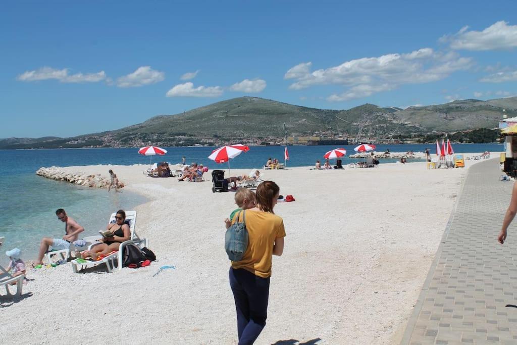 Apartment Mia - Spacious Apartment On 85 M2 With Beautiful Sea View Trogir Eksteriør bilde