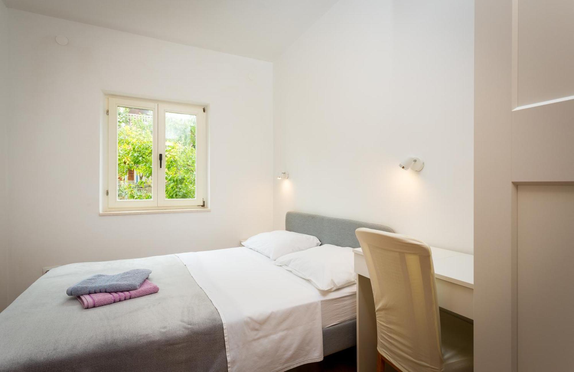 Apartment Mia - Spacious Apartment On 85 M2 With Beautiful Sea View Trogir Eksteriør bilde